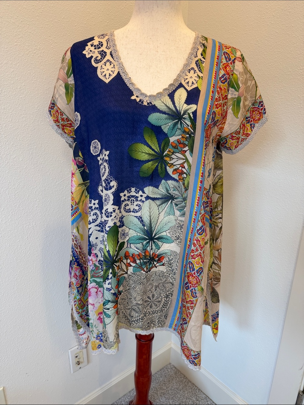 Johnny Was Silk V-Neck Short Sleeve Tunic Top - Blue Multi